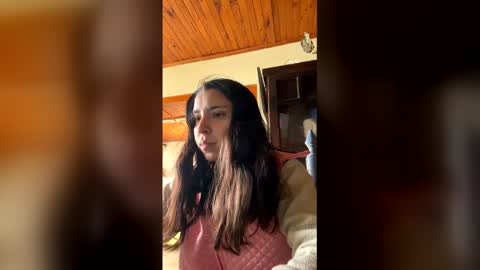 Snapshot of valeria_feroz chatting on May 2026 02:44:01 PM valeria_feroz online show from May 2026 02:44:01 PM