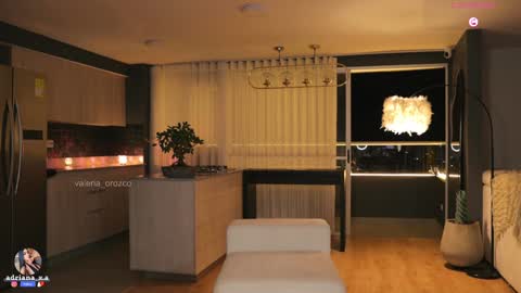 valeria_orozco online show from December 2024 02:42:02 AM