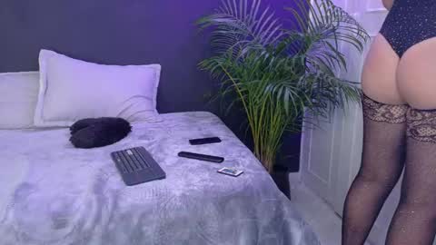 valeriaa cruz online show from May 2026 02:24:01 PM