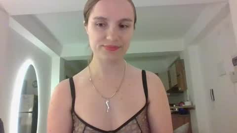 Snapshot of valeriafrannco chatting on November 2025 05:21:01 AM valeriafrannco online show from November 2025 05:21:01 AM