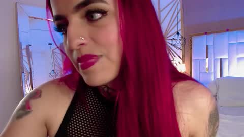 Valerie  online show from November 2025 03:00:01 PM