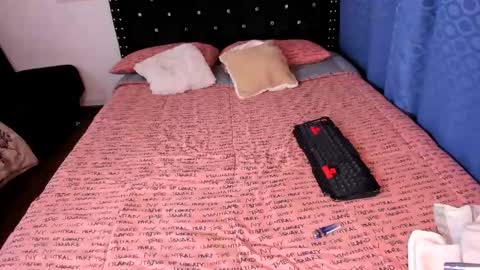 valerie luxe   online show from February 2025 02:19:02 AM