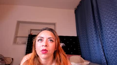 valerie luxe   online show from February 2025 04:32:02 AM