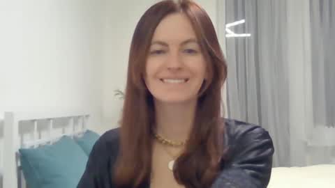 valerie_rose777 online show from January 2025 10:15:01 PM