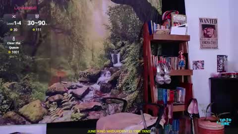 Snapshot of valerie_smile chatting on June 2026 01:32:02 AM Valerie online show from June 2026 01:32:02 AM