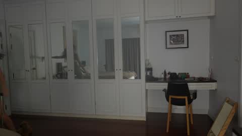 Valerie online show from September 2025 01:51:02 AM