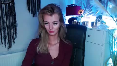 Valerie  online show from December 2024 08:58:01 PM