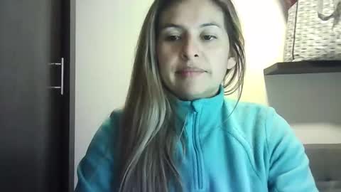 Snapshot of valery__rouse_ chatting on April 2026 05:56:02 AM Valery online show from April 2026 05:56:02 AM