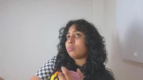 valery_lovex_ online show from December 2025 11:42:02 PM