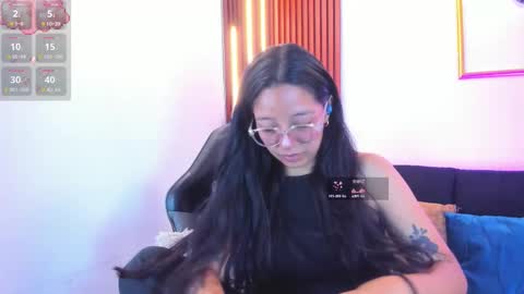 Val online show from December 2025 02:22:02 PM