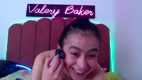 Snapshot of valerybaker1 chatting on December 2024 04:49:01 PM B V Naughty online show from December 2024 04:49:01 PM