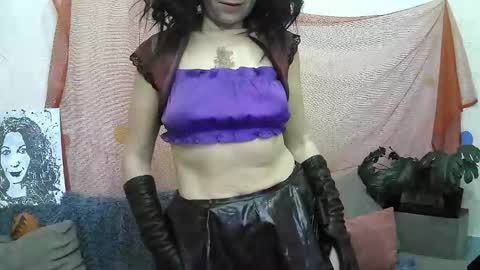 Valery Win online show from October 2025 10:21:01 PM