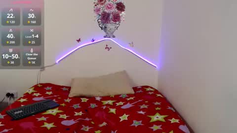 Snapshot of valeryxs1 chatting on October 2025 07:56:02 PM Angelyxs online show from October 2025 07:56:02 PM