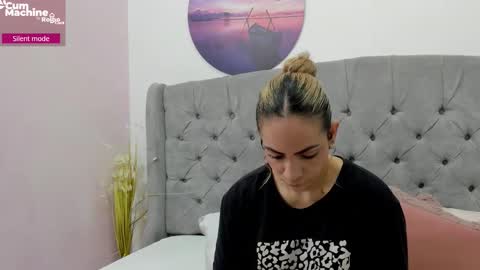 Valesskahall online show from November 2025 11:54:02 AM