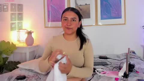 Snapshot of valka_collins chatting on May 2026 07:33:02 PM Valka online show from May 2026 07:33:02 PM