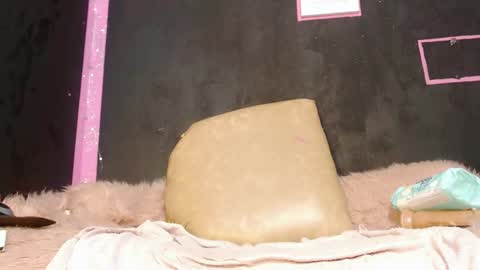 Valerie online show from February 2025 02:14:02 AM