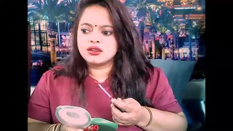 Snapshot of valleyval chatting on December 2024 06:19:01 AM indianvalvet priya is back online show from December 2024 06:19:01 AM