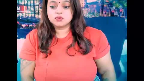 Snapshot of valleyval chatting on January 2025 06:28:02 AM indianvalvet priya is back online show from January 2025 06:28:02 AM
