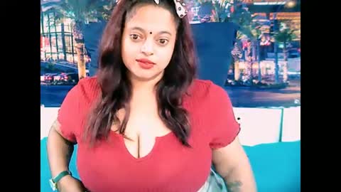 Snapshot of valleyval chatting on February 2025 06:18:01 AM indianvalvet priya is back online show from February 2025 06:18:01 AM
