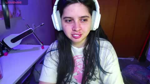 Im Violet online show from January 2025 11:17:02 PM