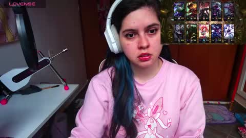 Im Violet online show from February 2025 10:47:01 PM