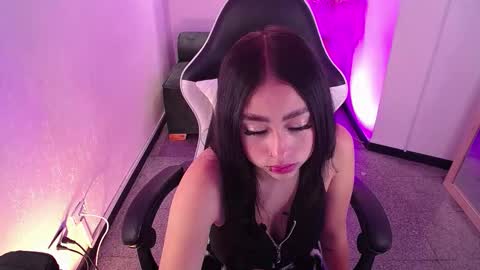 vallolett__ online show from March 2026 10:37:02 PM