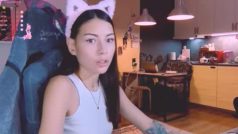 Little Devil online show from October 2025 05:15:02 PM