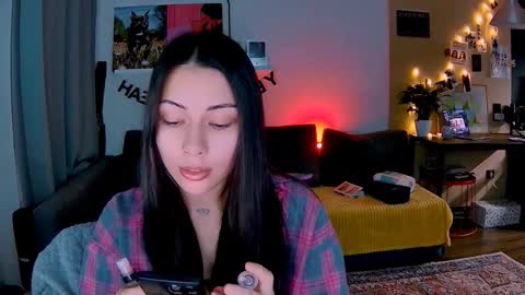 Little Devil online show from November 2025 02:33:01 PM