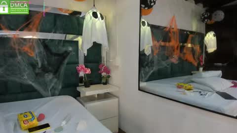 valtira nova online show from October 2025 07:37:01 PM