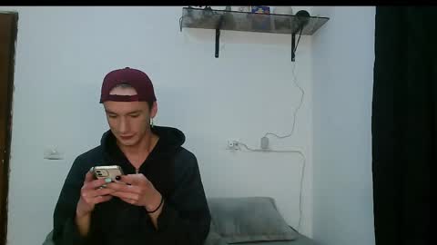 Snapshot of vamp_noah chatting on February 2025 06:25:02 AM Vamp Noah and Dan online show from February 2025 06:25:02 AM