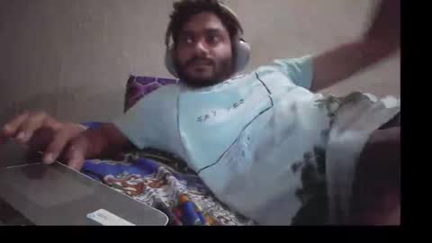 Snapshot of vampire_7 chatting on October 2025 09:55:01 AM Robin online show from October 2025 09:55:01 AM