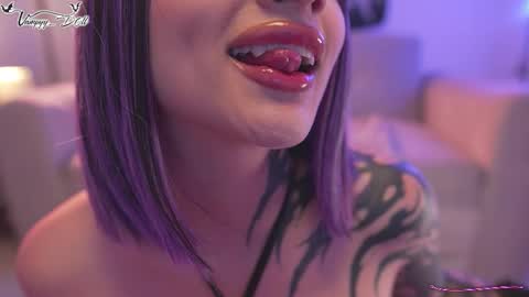 Snapshot of vampyy_doll chatting on October 2025 01:47:02 AM Please help me to reach 300 thumbs up online show from October 2025 01:47:02 AM