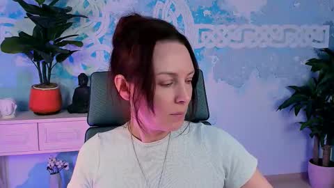 Vanda online show from September 2025 10:04:02 AM