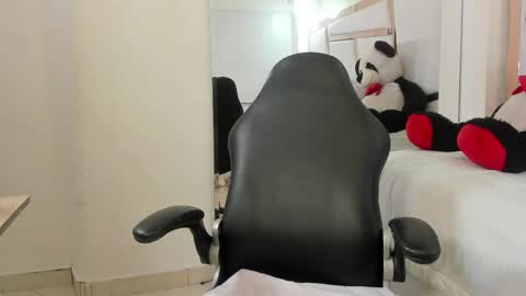 Snapshot of vanel_lope chatting on May 2026 10:50:03 PM Vanel Lope online show from May 2026 10:50:03 PM