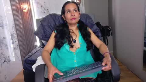 Vanessa online show from January 2026 10:24:01 PM