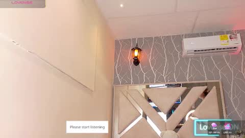 Snapshot of vanessa_guzman1 chatting on November 2025 12:27:02 PM online show from November 2025 12:27:02 PM