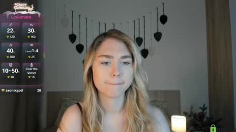 Snapshot of vanessa_maes chatting on December 2025 12:49:02 AM Vanessa Maes online show from December 2025 12:49:02 AM