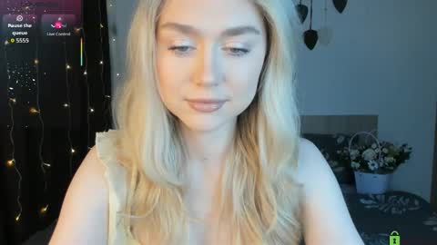 Snapshot of vanessa_maes chatting on February 2026 12:28:01 AM Vanessa Maes online show from February 2026 12:28:01 AM