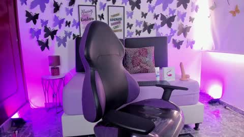 Vanessa  online show from January 2025 12:29:01 PM