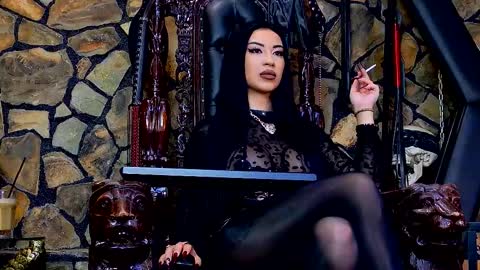 Snapshot of vanessamorningstar1 chatting on October 2025 12:06:01 PM Miss Vanessa online show from October 2025 12:06:01 PM