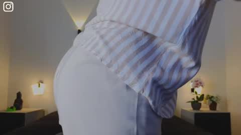 Snapshot of vanestrauss chatting on March 2025 08:33:02 PM New account follow me online show from March 2025 08:33:02 PM