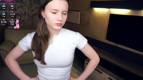 Luna online show from October 2025 06:13:02 PM