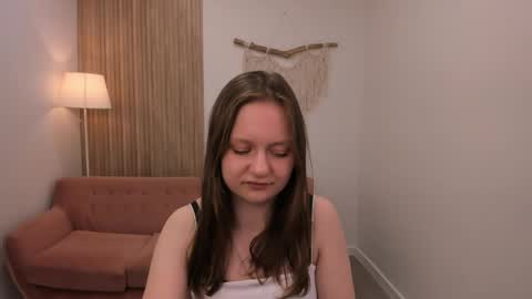 vanilla_echo_ online show from May 2026 05:37:01 AM