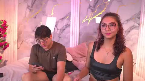 vanilla_hot_ online show from November 2025 08:22:02 PM