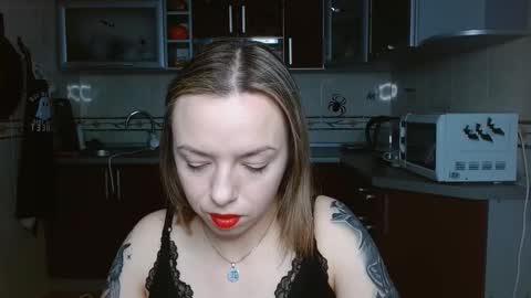 VanillaMuffin online show from November 2025 01:23:02 PM