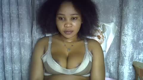 vanillavenus online show from June 2026 07:48:01 PM