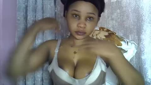 vanillavenus online show from June 2026 11:03:02 AM