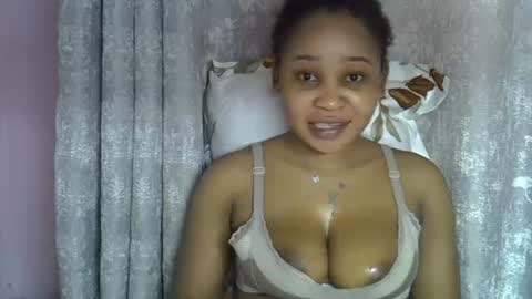 vanillavenus online show from June 2026 01:33:01 PM