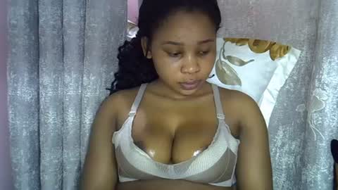 vanillavenus online show from July 2026 11:17:02 AM