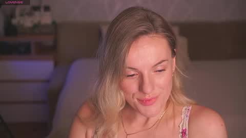 Sophie online show from May 2026 12:48:02 AM
